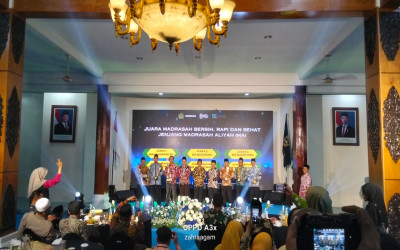 MA Muhammadiyah 3 Ketro Raih Dua Penghargaan pada Peringatan HAB ke-80 Kemenag Pacitan